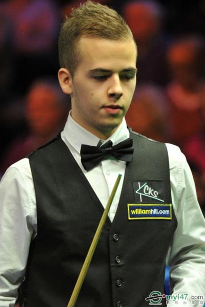 了自己是世 了自己是世