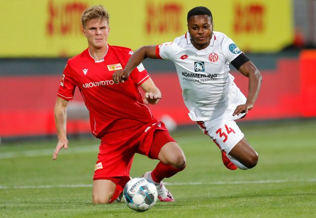 到减少行政 到减少行政