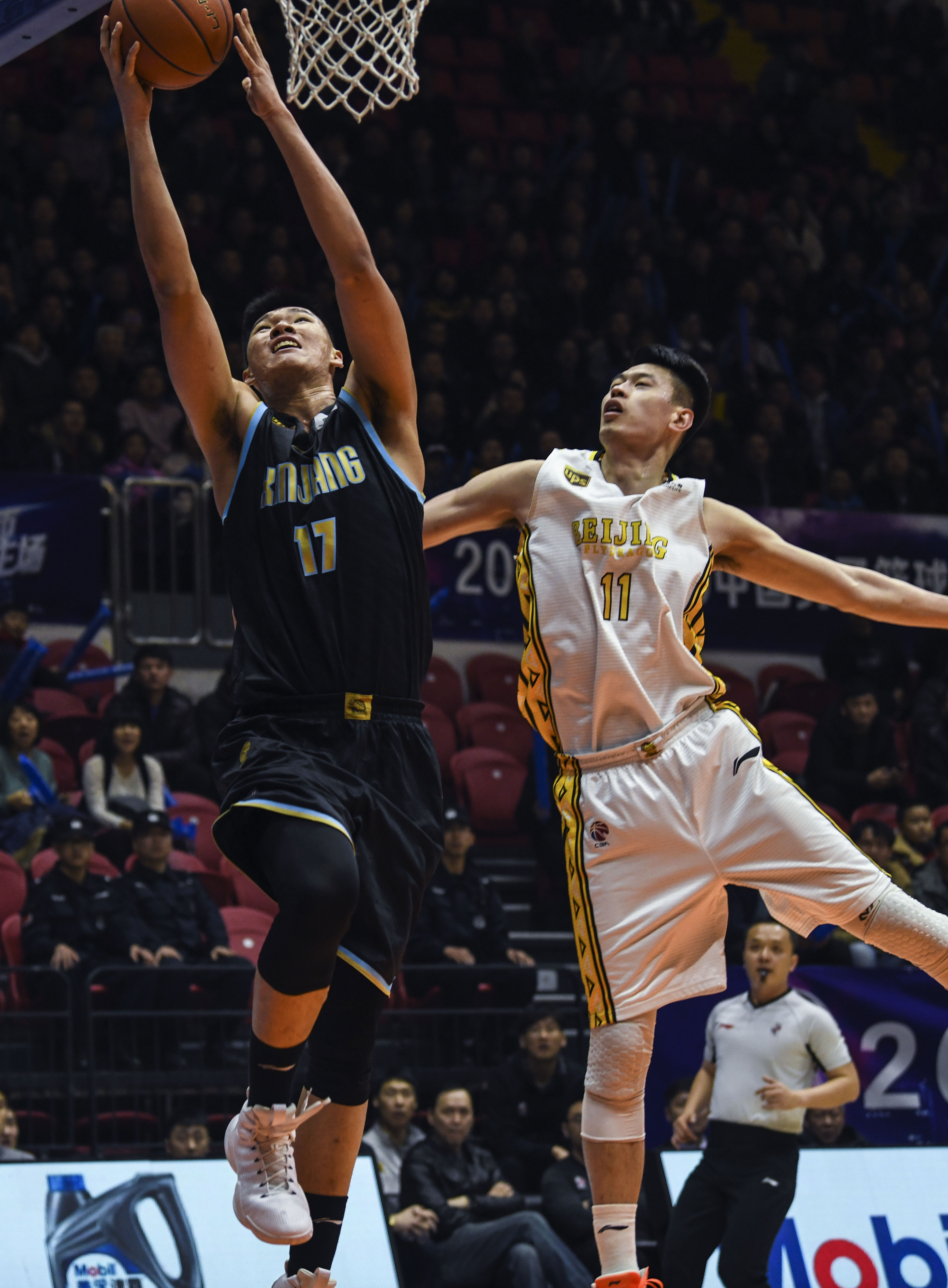 队医保持联 队医保持联