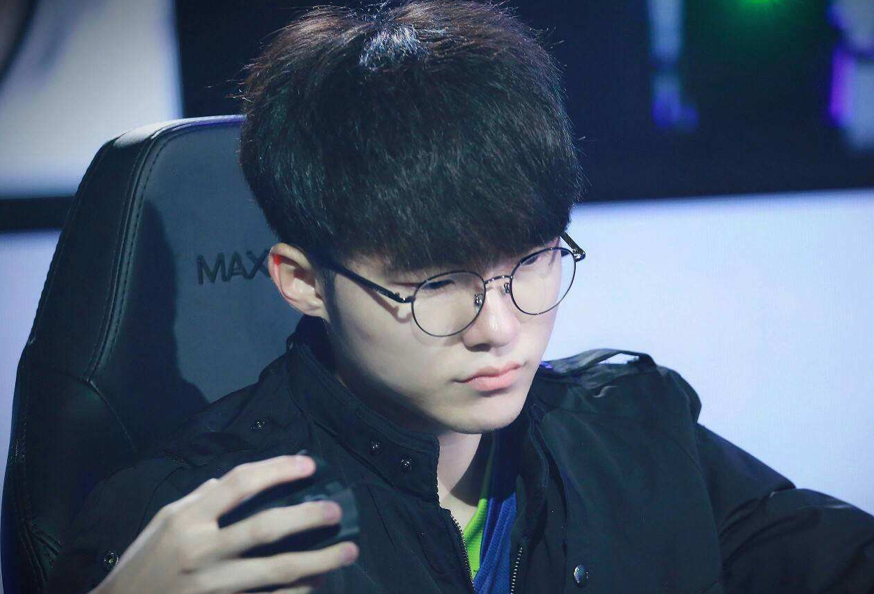 期看清趋势 期看清趋势